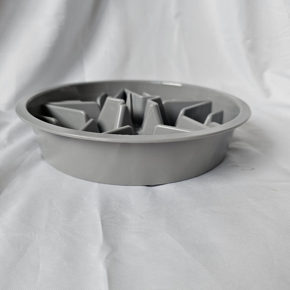 Slow Feeder Dog Bowl Brand New - Picture 5 of 6